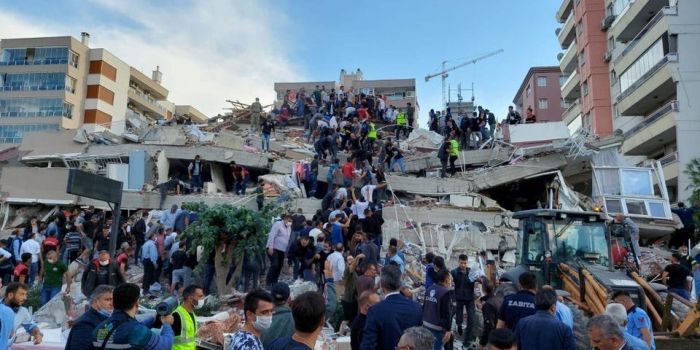 Detik-detik Gempa M 7 di Turki, 22 Orang Tewas dan Lebih dari 800 Orang Luka-luka