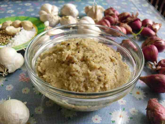 Resep dan Cara Simpan Bumbu Dasar Putih, Praktis Digunakan Selama Ramadhan