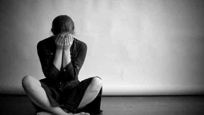 Kisah Fakta Suamiku Selingkuh di Balik Kemesraan Rumah Tanggaku