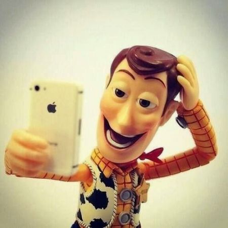Hati-hati! `Gila Selfie` Bisa Picu Gila Beneran Lho…